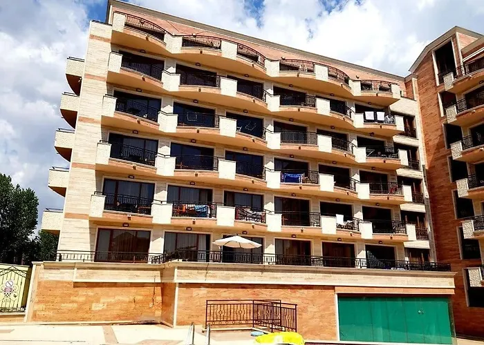 Dimi's River Park * 阳光海滩