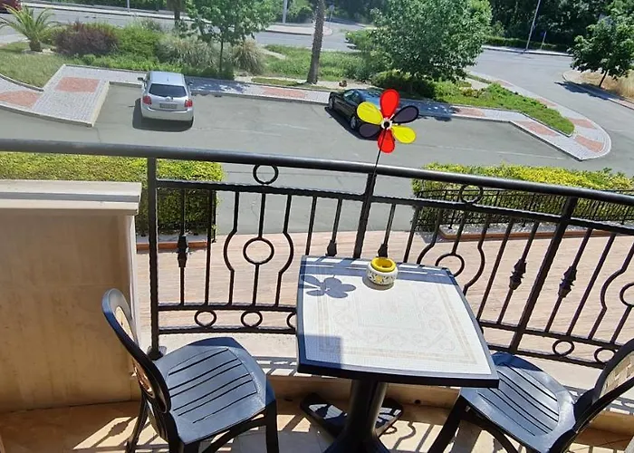 公寓 Dimi's River Park