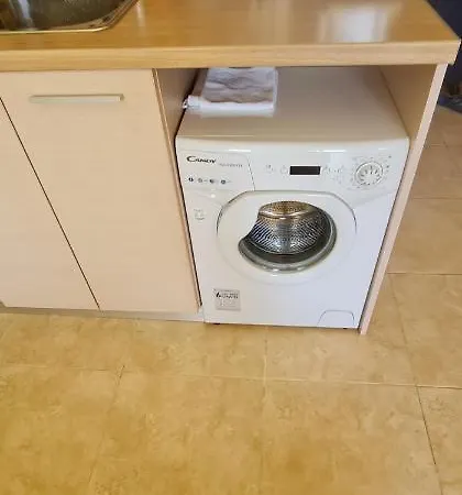 Dimi's River Park 아파트 써니비치